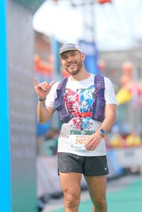 BIB: 502
                            <button type="button" onclick="openModal(21762711)" class="btn btn-primary btn-sm float-right btn-popup" data-toggle="modal" data-target=".modal-high-quality">
                        <i class="fas fa-shopping-cart"></i> Add to Cart
                    </button>
                                            <button type="button" onclick="isThisMe(21762711, true)" class="btn btn-success btn-sm float-right btn-popup btn-isme hidden" data-toggle="tooltip" data-placement="bottom" title="นี่คือรูปของคุณใช่ไหม คลิกที่นี่เพื่อเอาเข้าอัลบั้ม">
                        <i class="fas fa-plus"></i> Add to album
                    </button>
                    <button type="button" onclick="isThisMe(21762711, false)" class="btn btn-warning btn-sm float-right btn-popup btn-isnotme hidden">
                        <i class="fas fa-ban"></i> Remove from album
                    </button>